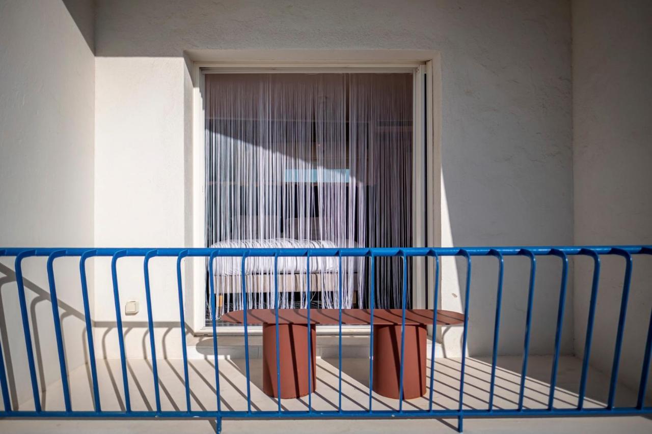 Hotel La Reine Jane Hyères Екстериор снимка
