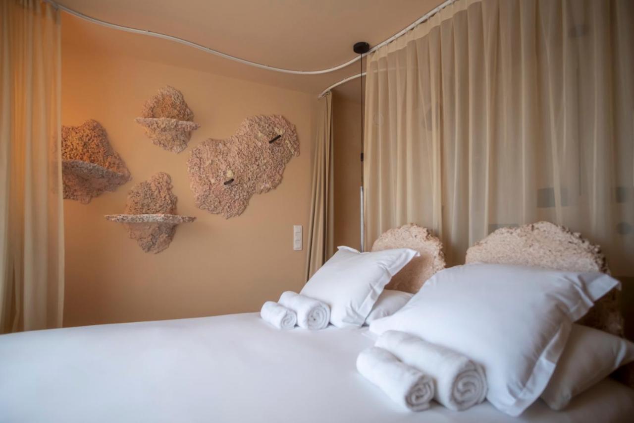 Hotel La Reine Jane Hyères Екстериор снимка