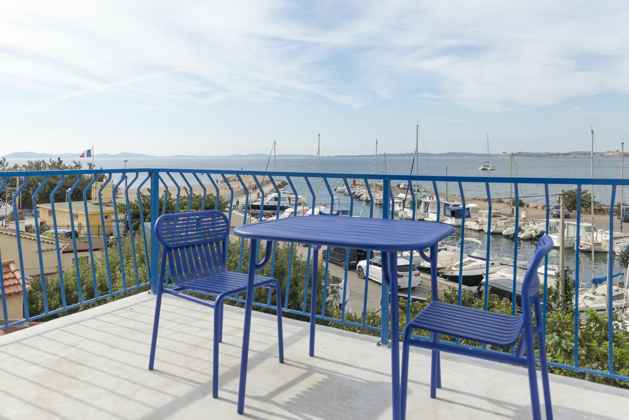 Hotel La Reine Jane Hyères Екстериор снимка